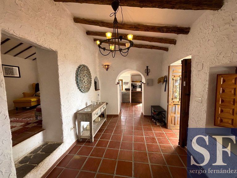 Villa for Sale in Cómpeta, Malaga 3