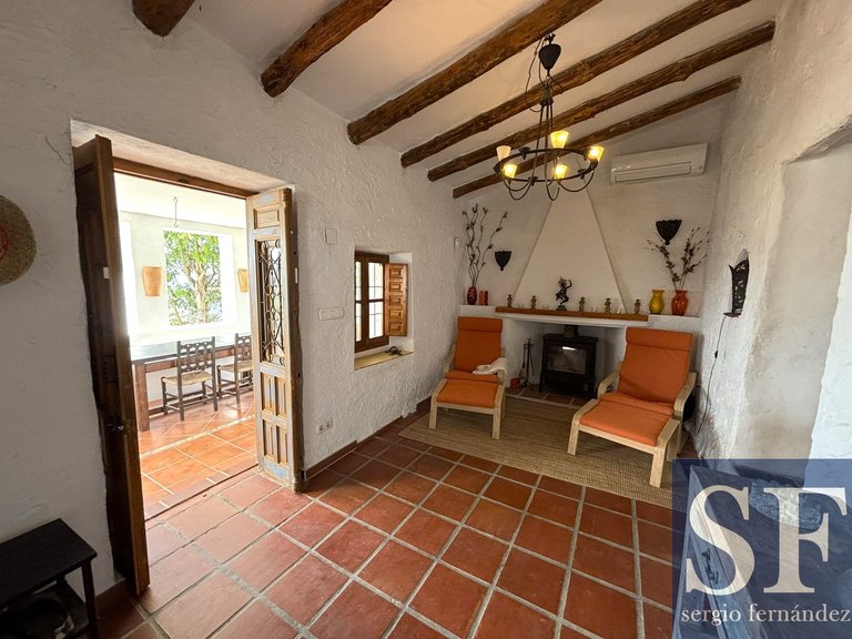 Villa for Sale in Cómpeta, Malaga 4