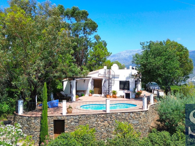Villa for Sale in Cómpeta, Malaga 1