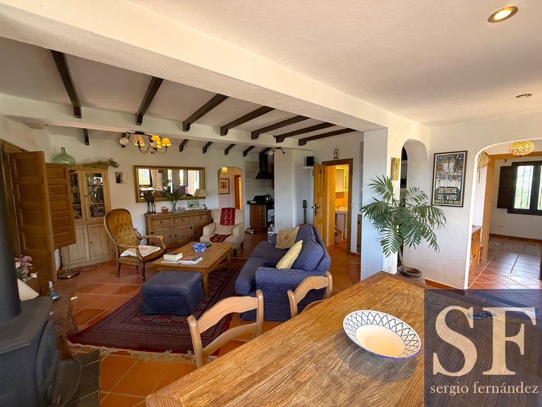 Villa for Sale in Cómpeta, Malaga 2