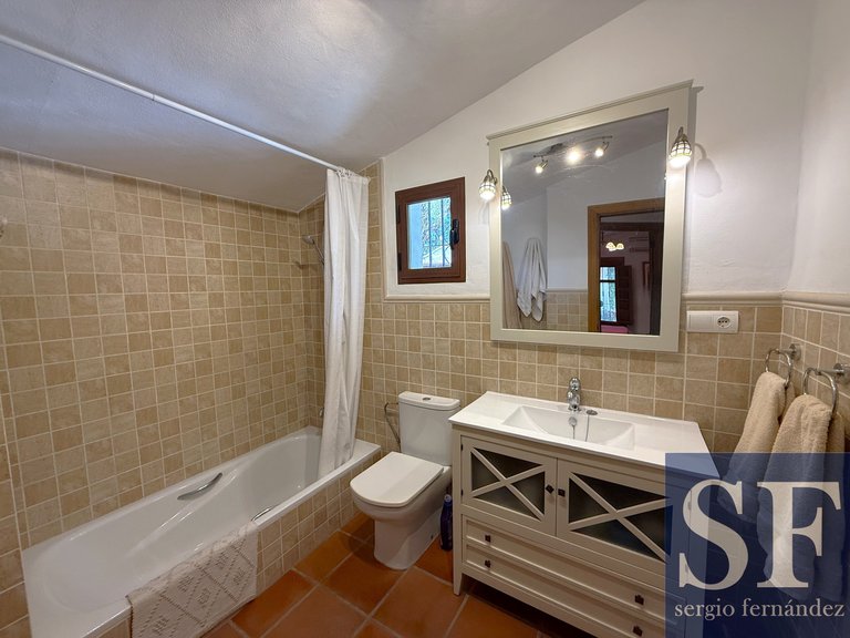 Villa for Sale in Cómpeta, Malaga 10