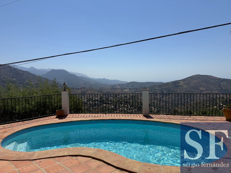Villa for Sale in Cómpeta, Malaga 14