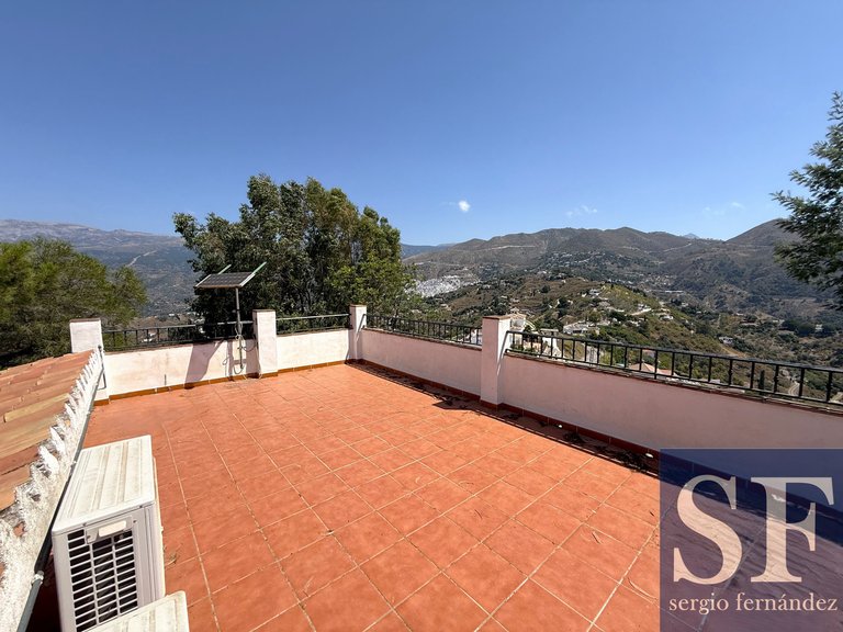 Villa for Sale in Cómpeta, Malaga 16