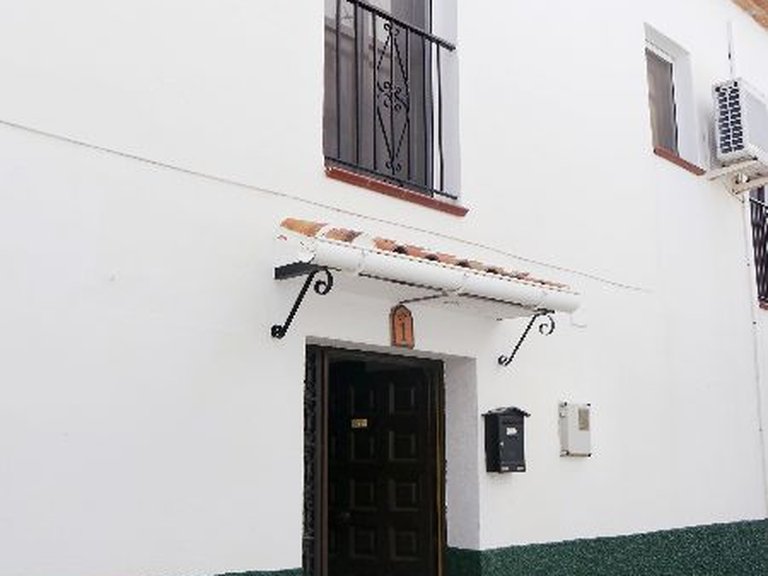Town House for Sale in Canillas De Aceituno, Malaga 1