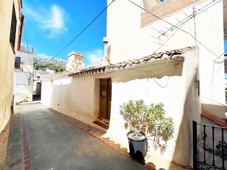 Town House for Sale in Sedella, Malaga 1