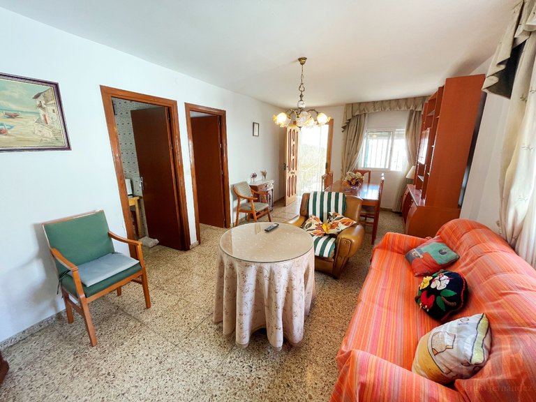 Town House for Sale in Cómpeta, Malaga 4