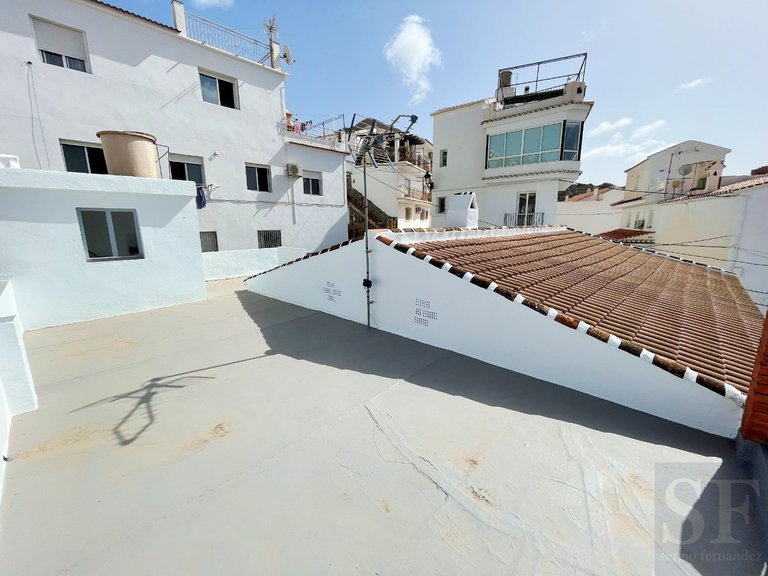 Town House for Sale in Cómpeta, Malaga 17