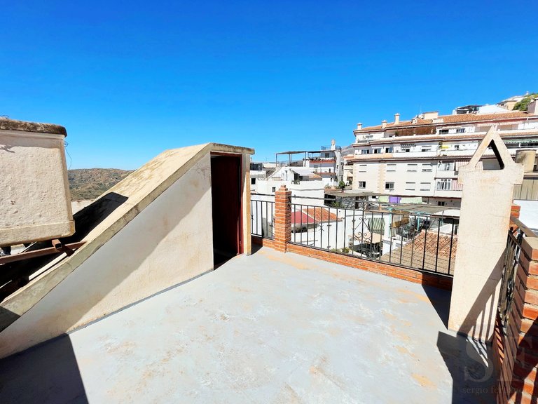 Town House for Sale in Cómpeta, Malaga 9