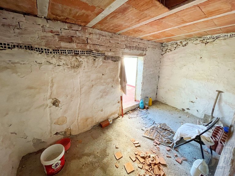 Town House for Sale in Árchez, Malaga 12