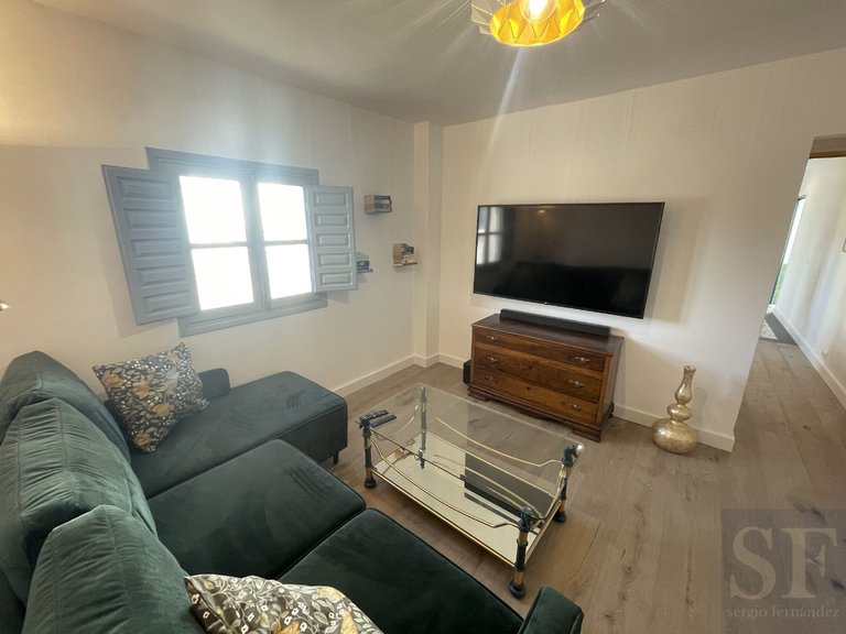 Town House for Sale in Canillas De Albaida, Malaga 8