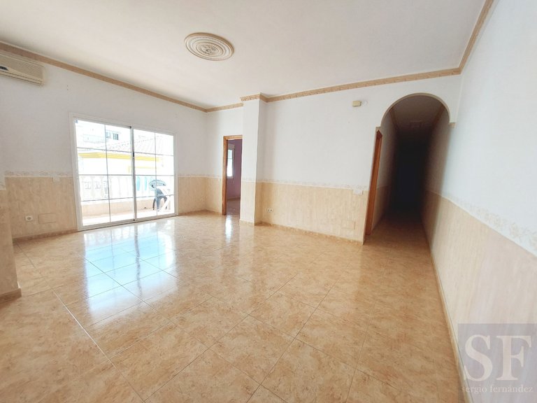 Town House for Sale in Cómpeta, Malaga 6