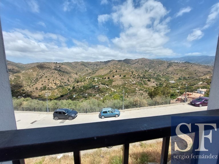 Town House for Sale in Sayalonga, Malaga 16