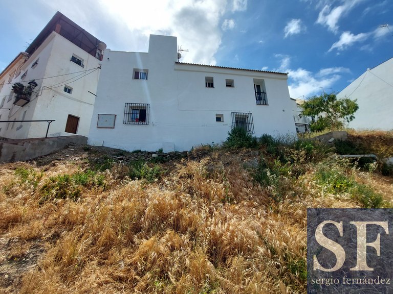 Town House for Sale in Sayalonga, Malaga 20