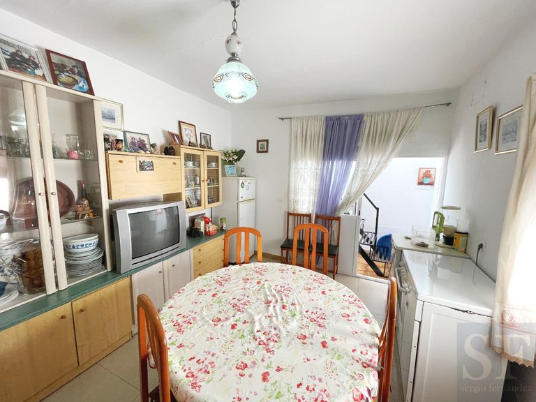 Town House for Sale in Cómpeta, Malaga 3