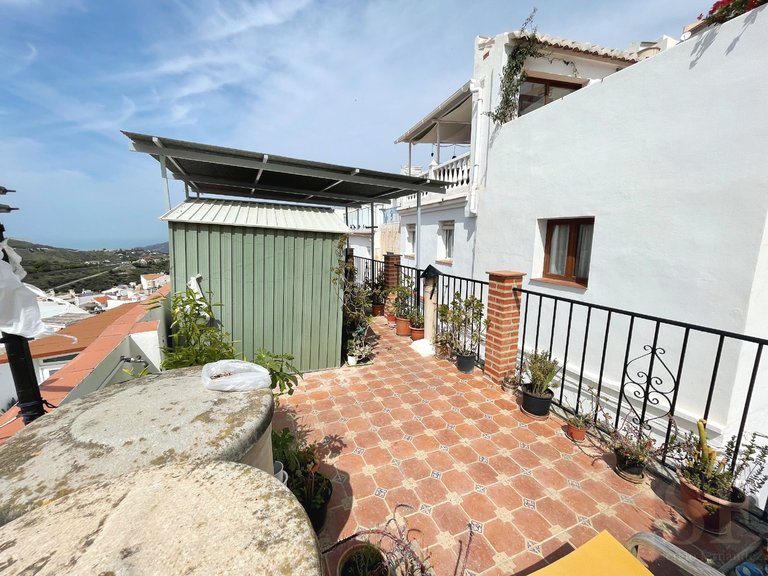 Town House for Sale in Cómpeta, Malaga 17