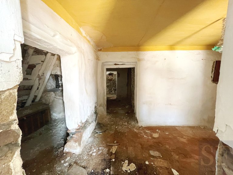 Town House for Sale in Sayalonga, Malaga 10