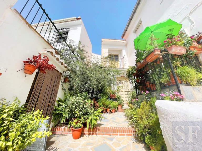 Town House for Sale in Sedella, Malaga 1