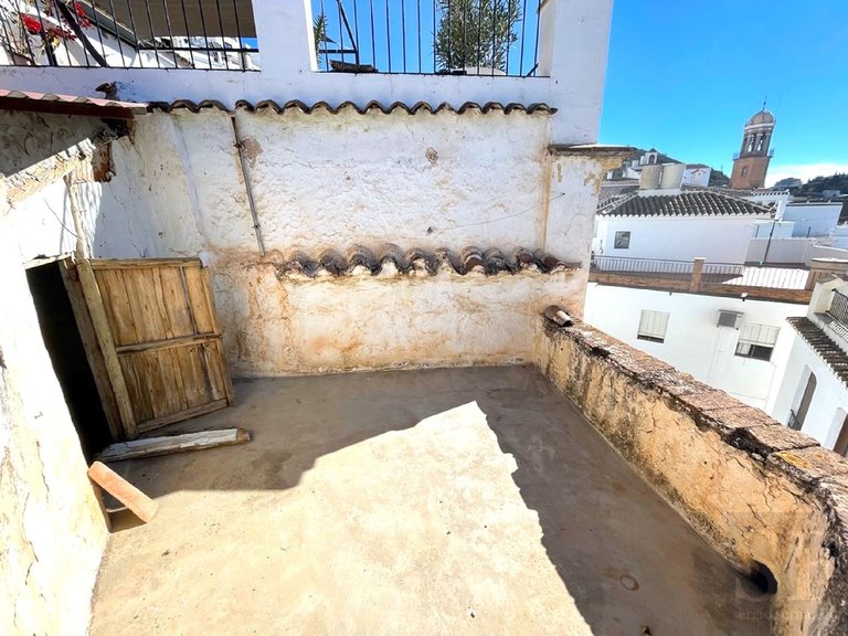 Town House for Sale in Cómpeta, Malaga 13