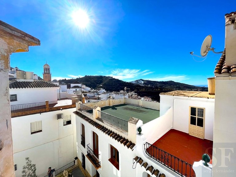 Town House for Sale in Cómpeta, Malaga 14
