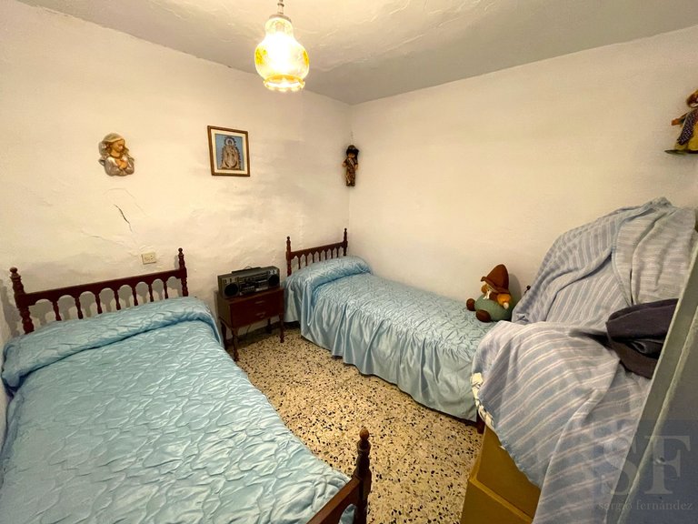 Town House for Sale in Canillas De Aceituno, Malaga 11