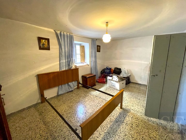 Town House for Sale in Canillas De Aceituno, Malaga 12