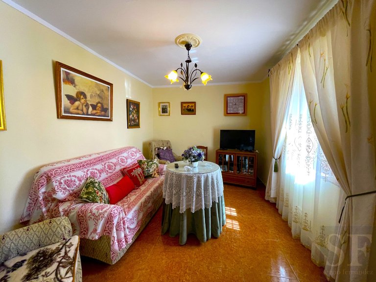 Town House for Sale in Cómpeta, Malaga 3