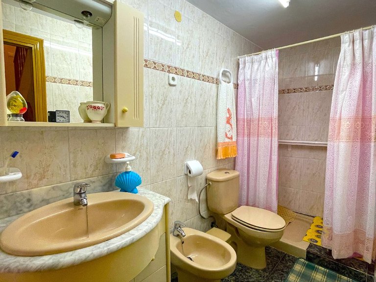 Town House for Sale in Cómpeta, Malaga 14