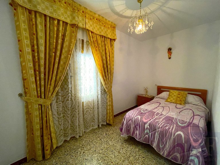 Town House for Sale in Cómpeta, Malaga 16