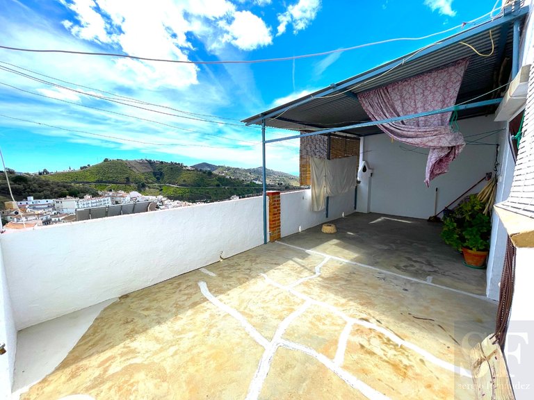 Town House for Sale in Cómpeta, Malaga 18