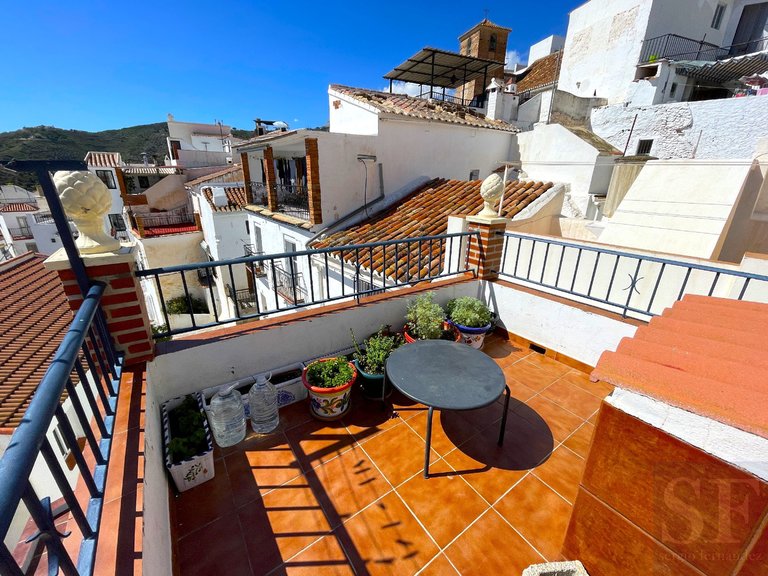 Town House for Sale in Canillas De Albaida, Malaga 13