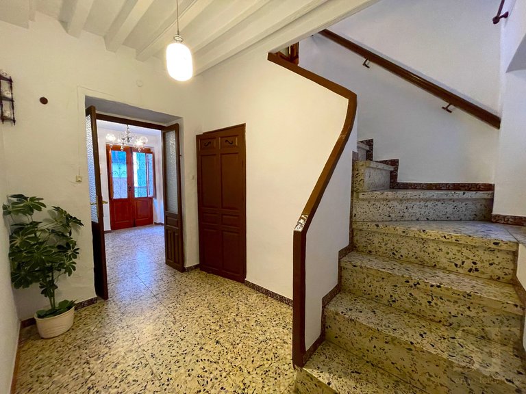 Town House for Sale in Sayalonga, Malaga 3