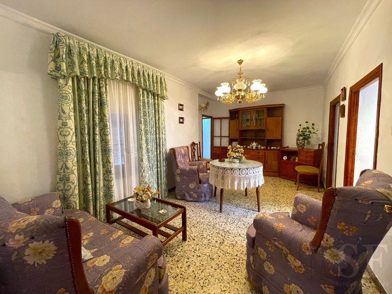 Town House for Sale in Sayalonga, Malaga 5