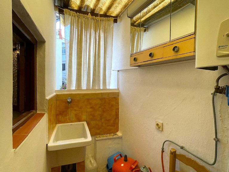 Town House for Sale in Sayalonga, Malaga 13