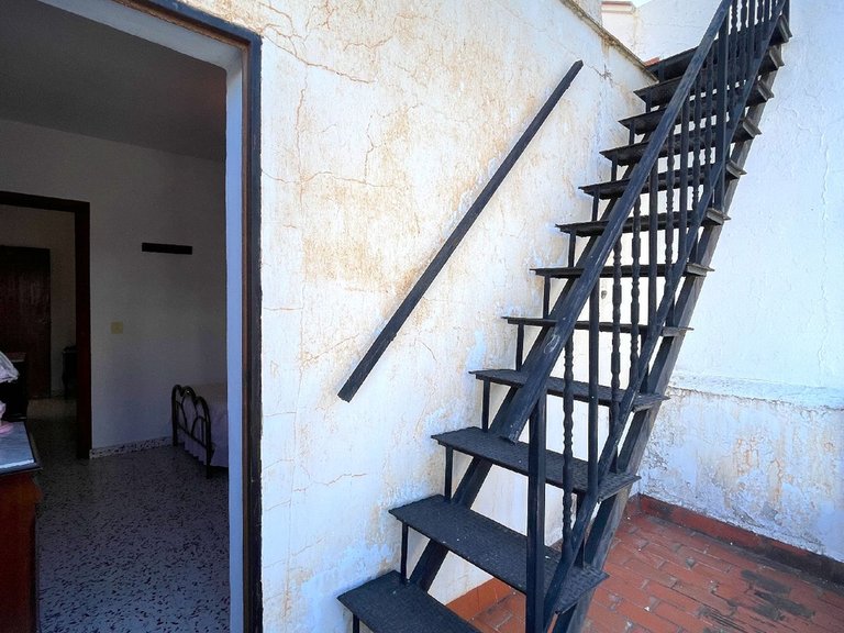 Town House for Sale in Sayalonga, Malaga 14