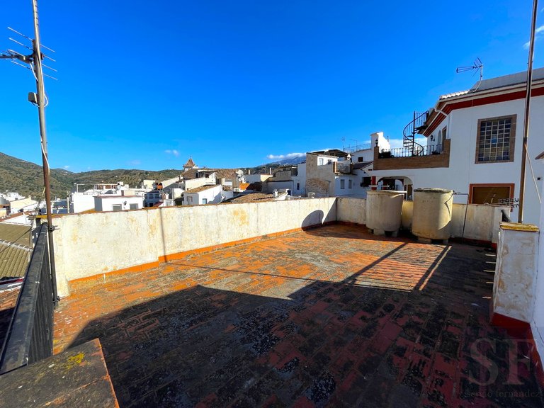 Town House for Sale in Sayalonga, Malaga 15