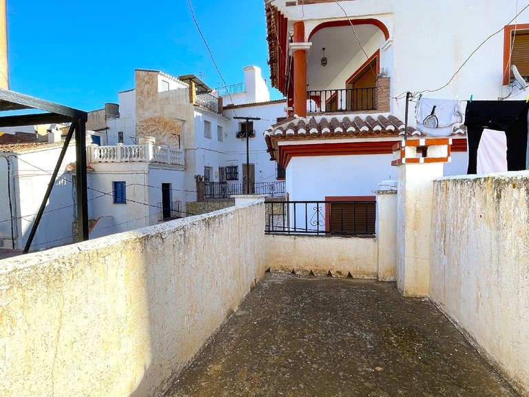 Town House for Sale in Sayalonga, Malaga 17