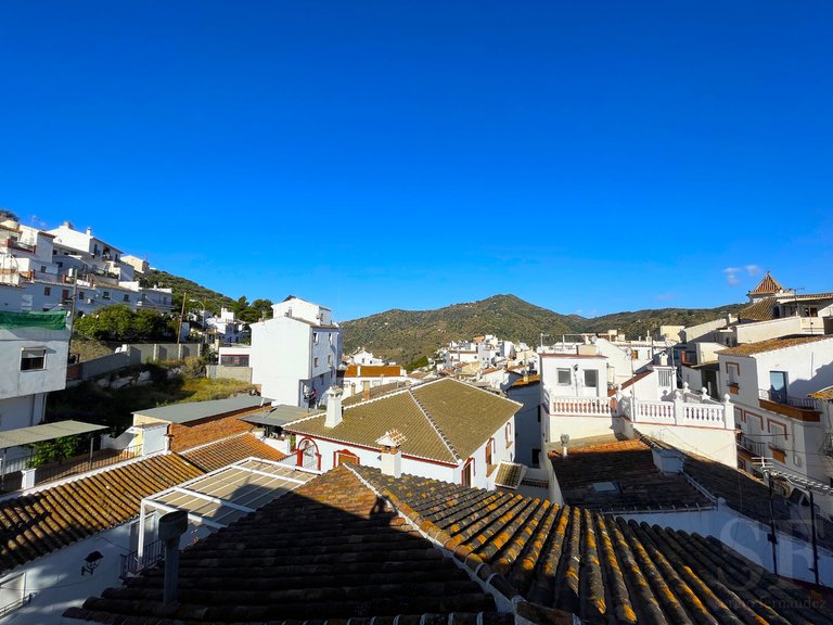Town House for Sale in Sayalonga, Malaga 20