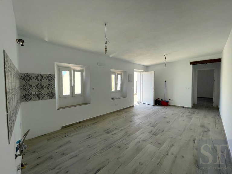 Town House for Sale in Cómpeta, Malaga 3