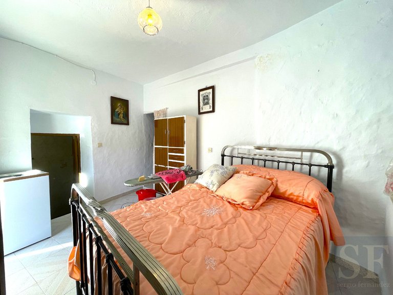 Town House for Sale in Cómpeta, Malaga 12