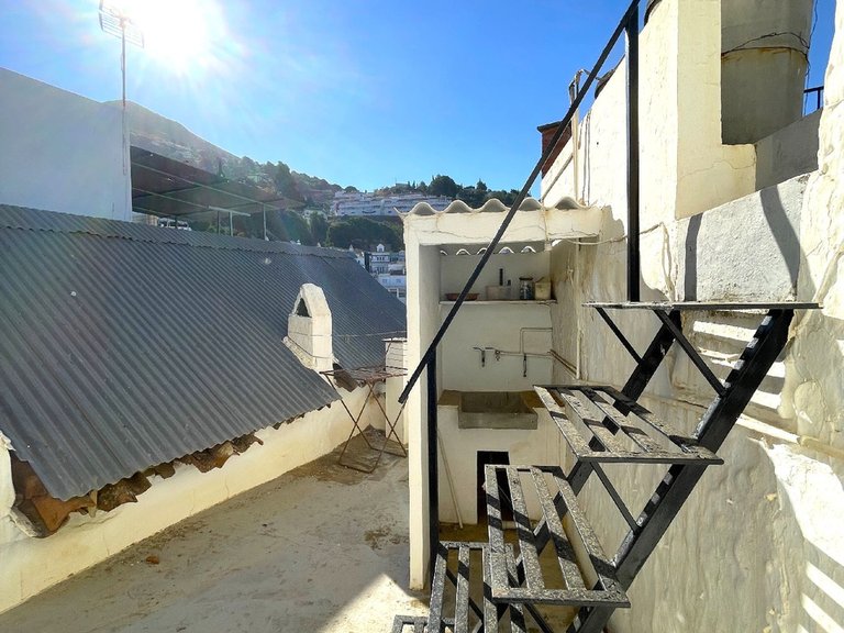 Town House for Sale in Cómpeta, Malaga 17