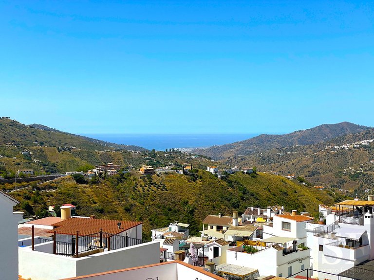 Town House for Sale in Cómpeta, Malaga 20