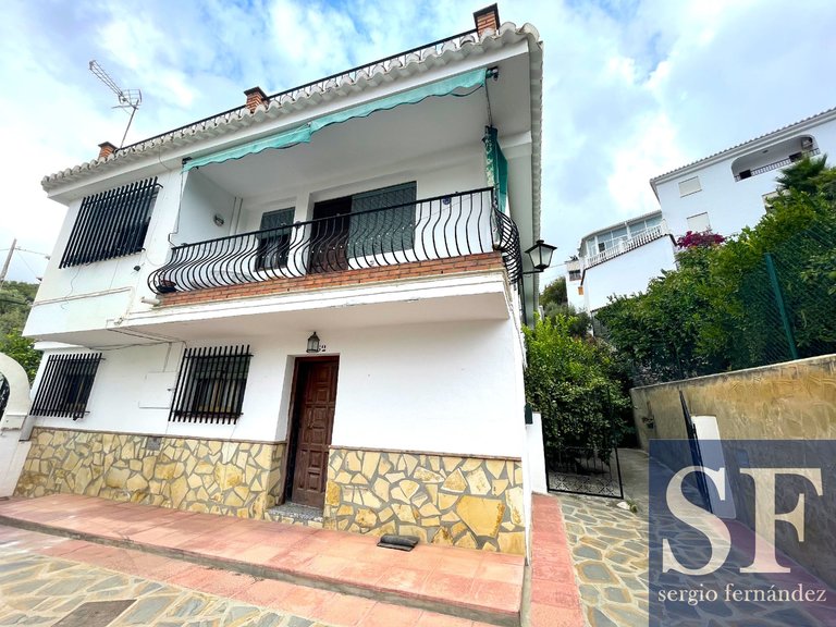 Town House for Sale in Cómpeta, Malaga 1