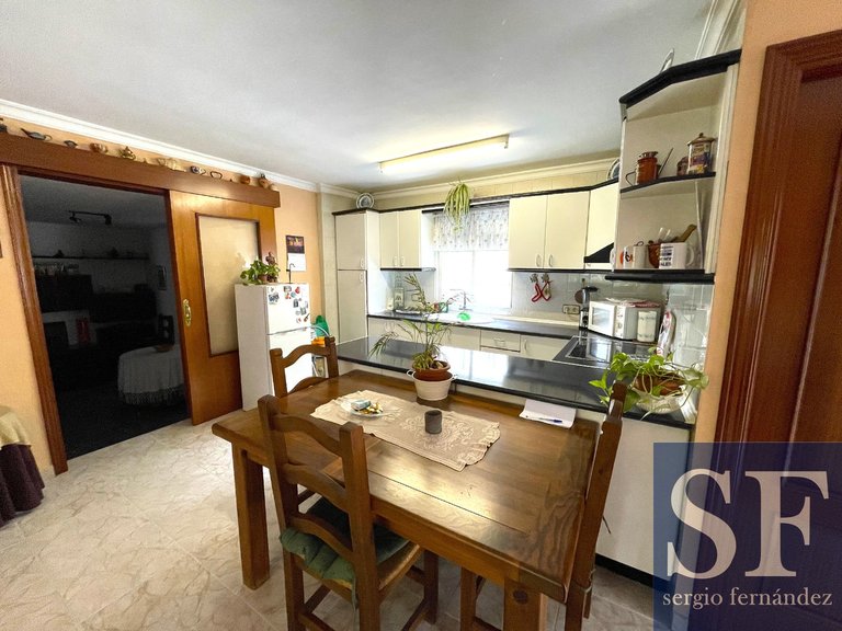 Town House for Sale in Cómpeta, Malaga 4
