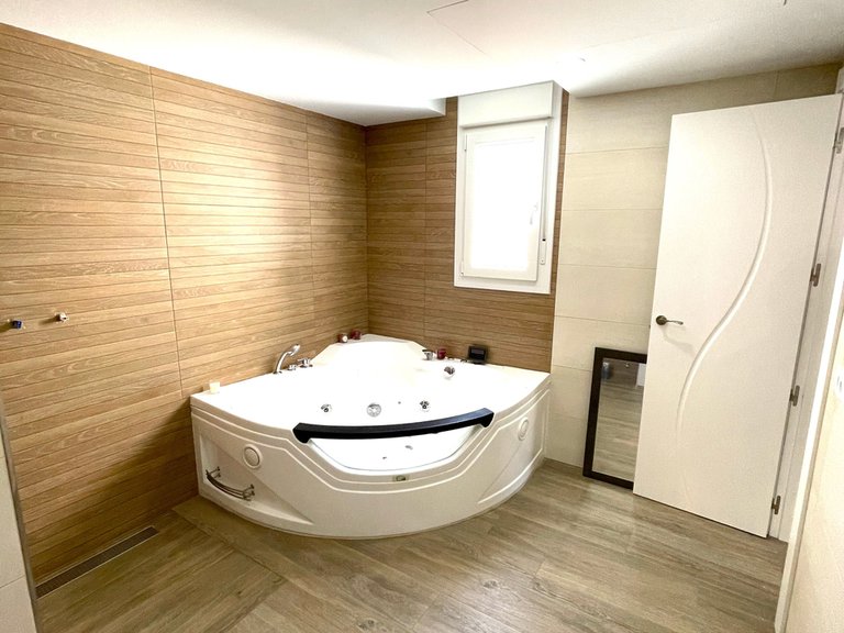 Town House for Sale in Cómpeta, Malaga 10