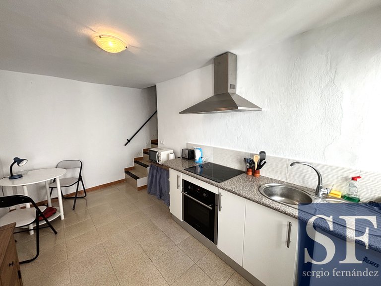 Town House for Sale in Cómpeta, Malaga 4