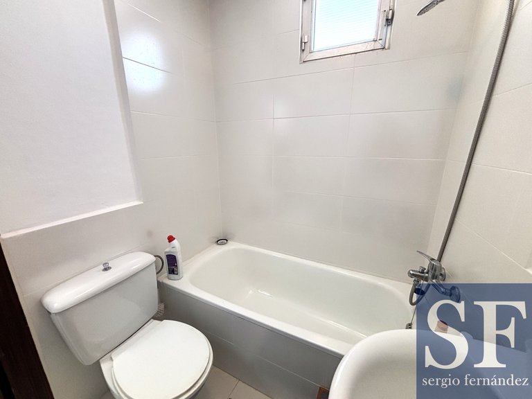 Town House for Sale in Cómpeta, Malaga 14