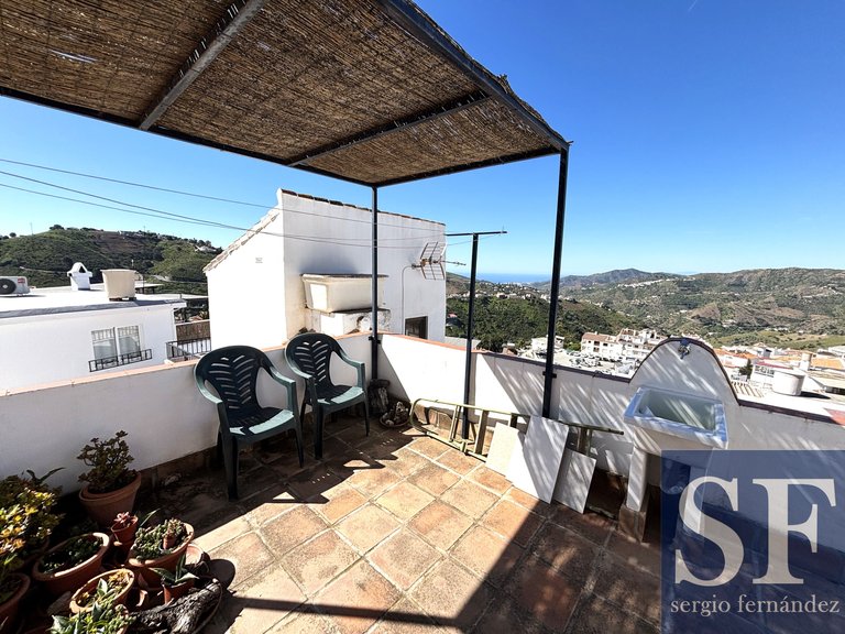 Town House for Sale in Cómpeta, Malaga 15