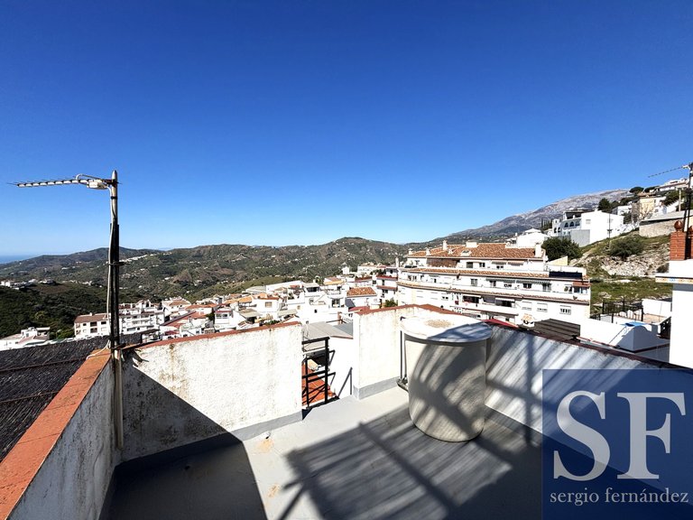 Town House for Sale in Cómpeta, Malaga 17