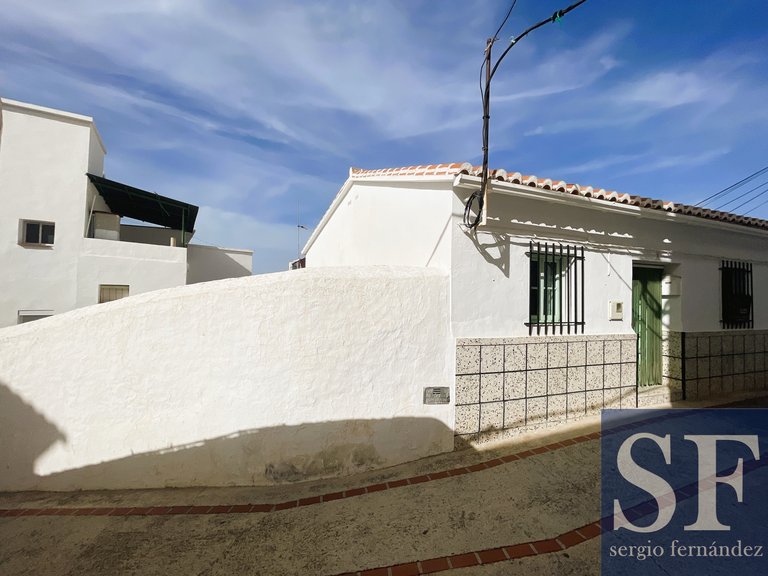 Town House for Sale in Canillas De Albaida, Malaga 1
