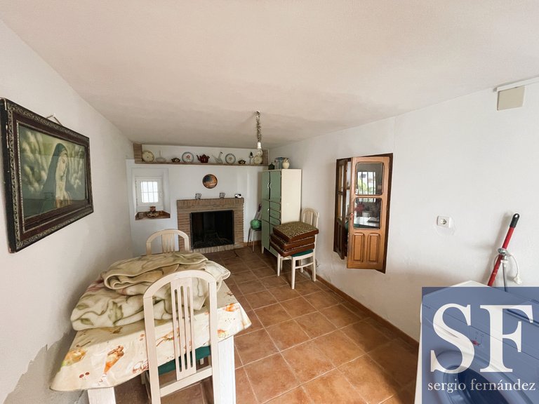 Town House for Sale in Canillas De Albaida, Malaga 10